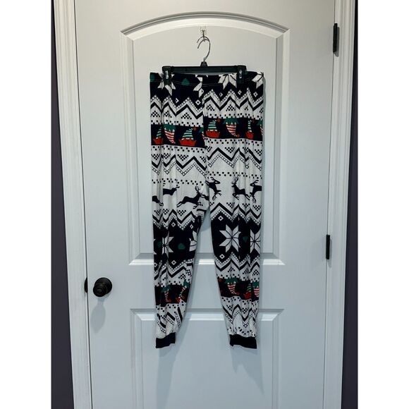 NWT Christmas Pajama Set This is my Christmas Movie watching Pajamas Size XL - Picture 3 of 7